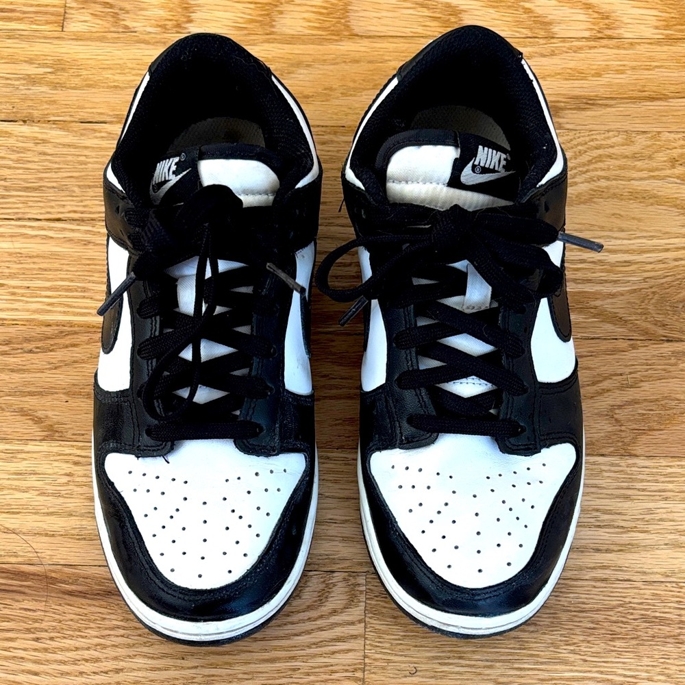 Nike dunk panda white and black sneakers women’s 7 (EU 38)